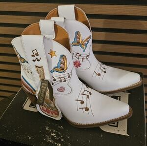 Dingo Womens Melody Leather Graphic Embroidery Snip Toe Cowboy Ankle